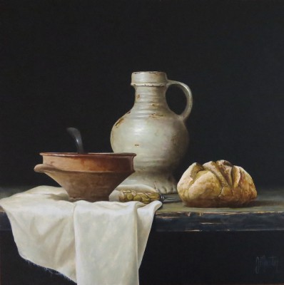 Earthenware with Bread